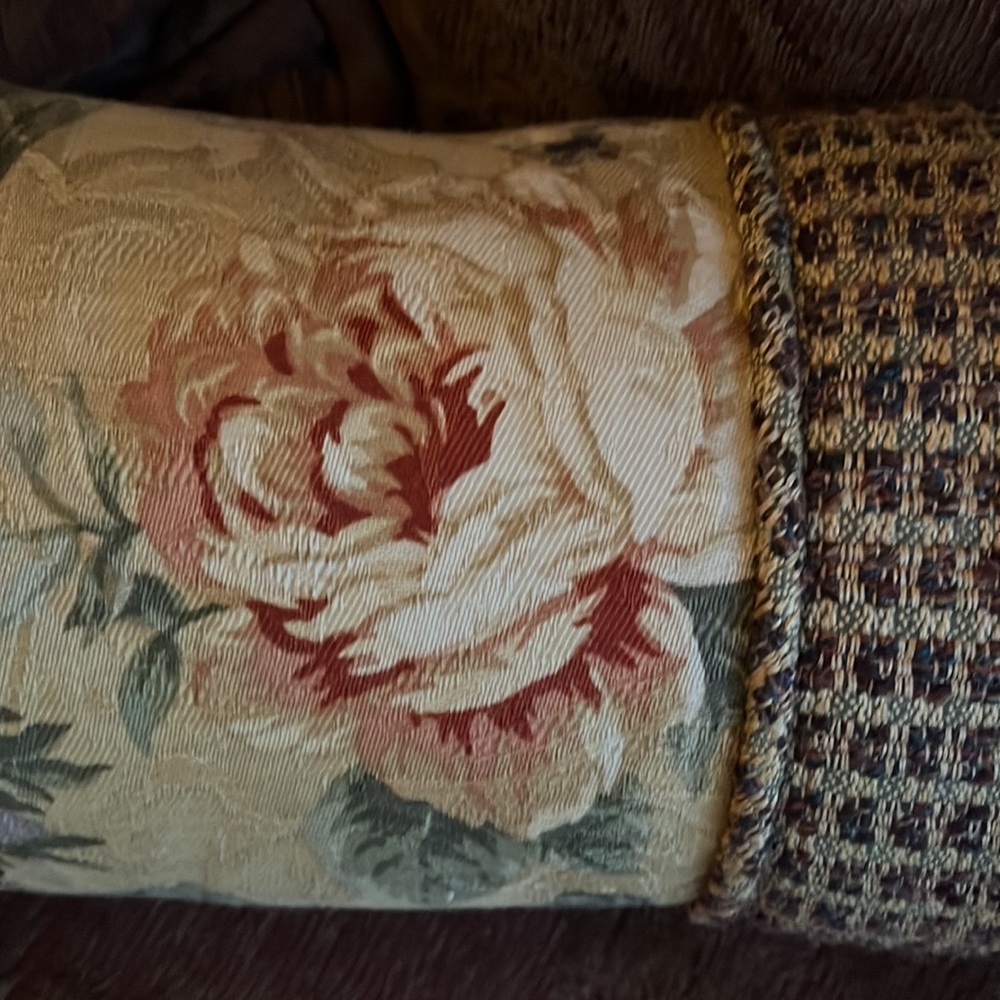 SOFT. IMPRESSIONS ROLL. THROW PILLOW